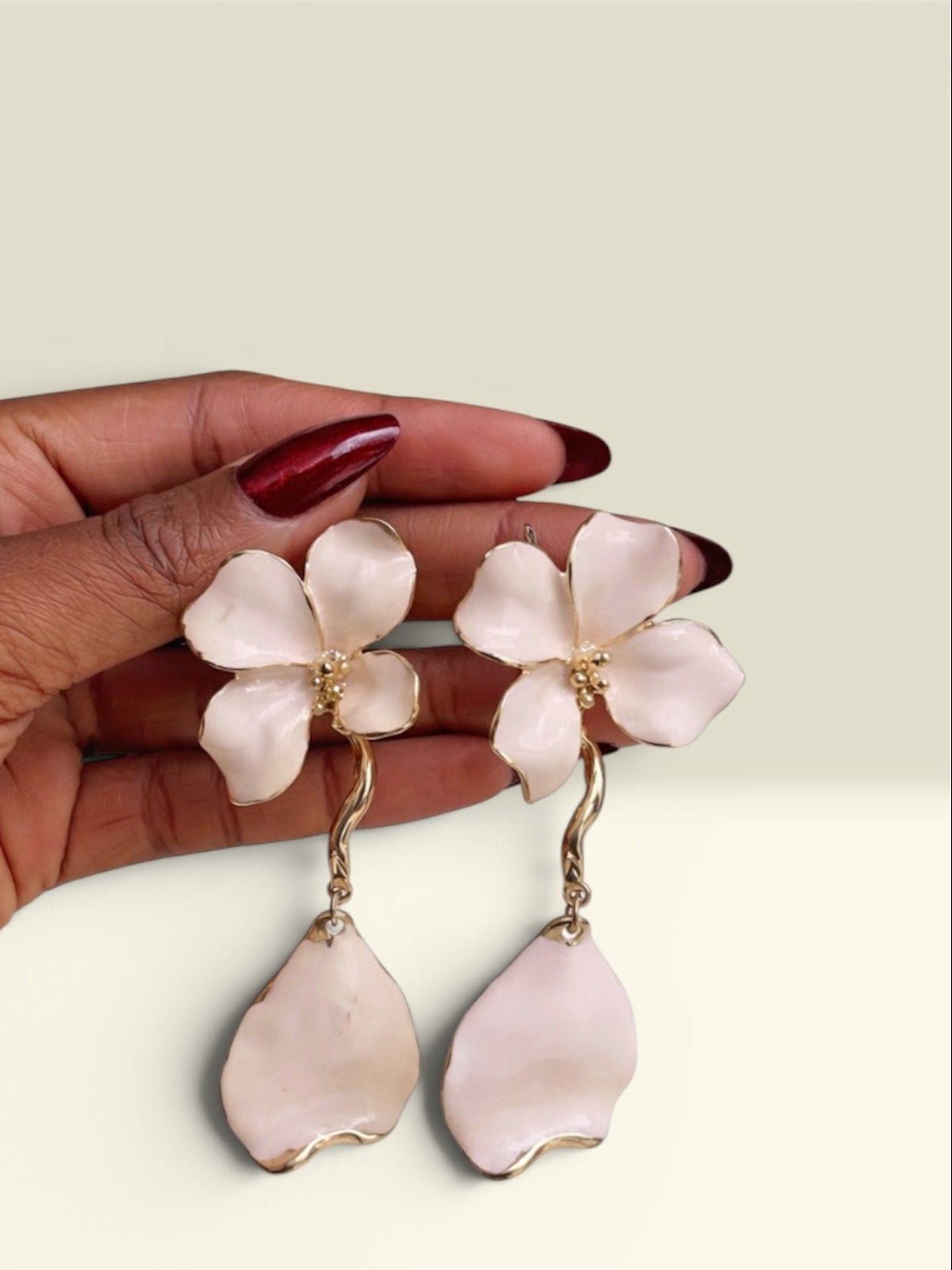 🌺 Blossom Drop Earrings