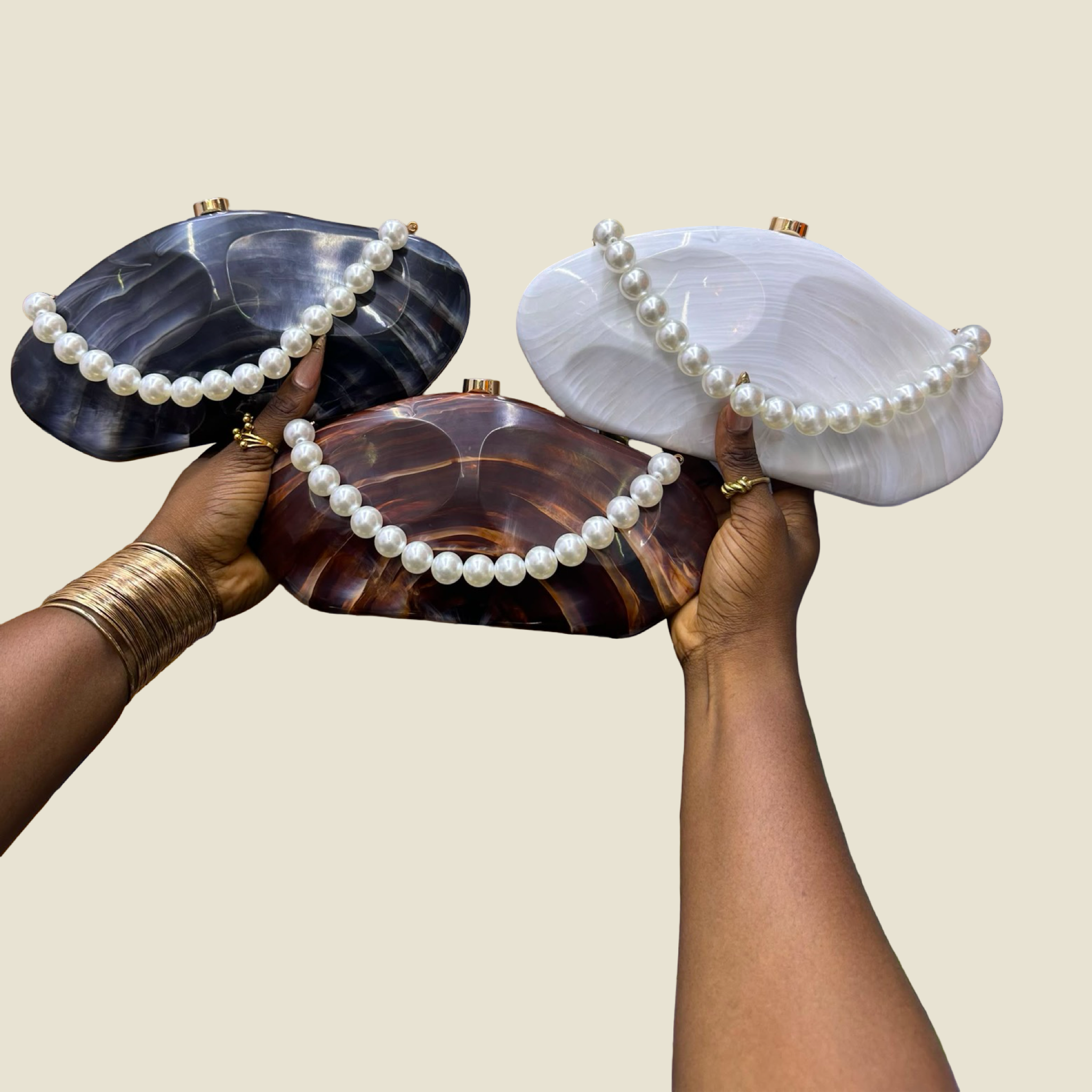 The Pearl Aura Purse