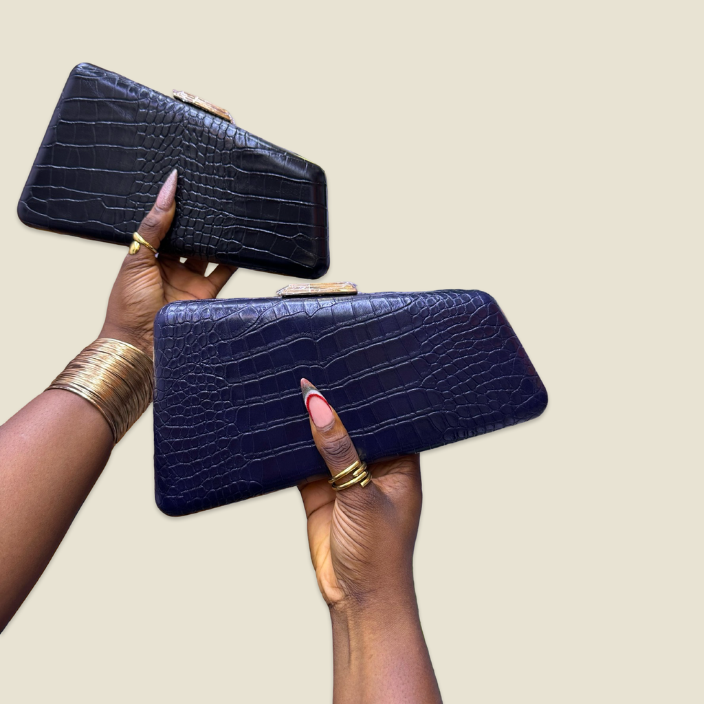 The Verona Timeless purse