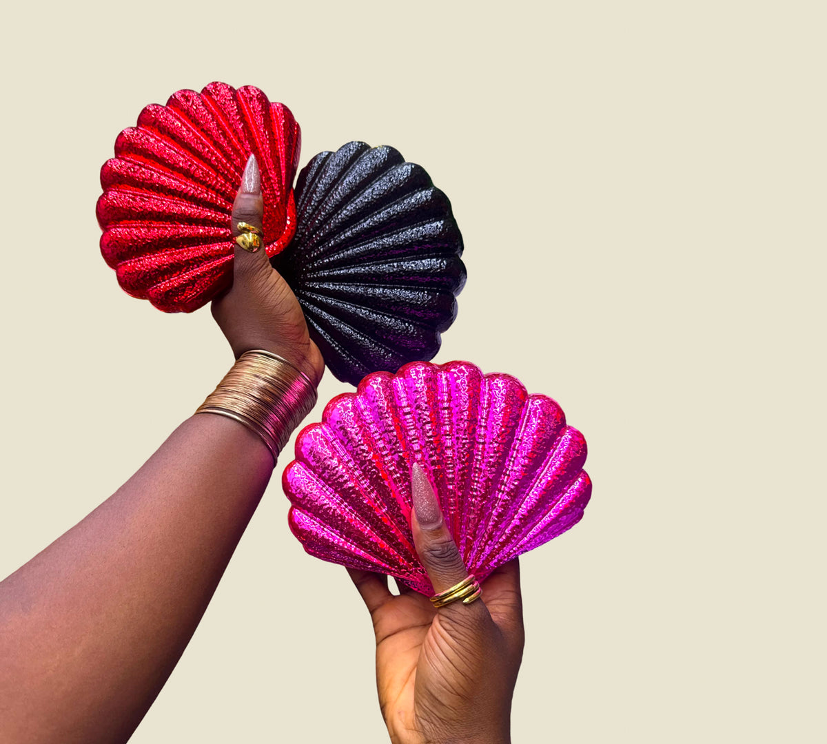 Shell Statement Purse