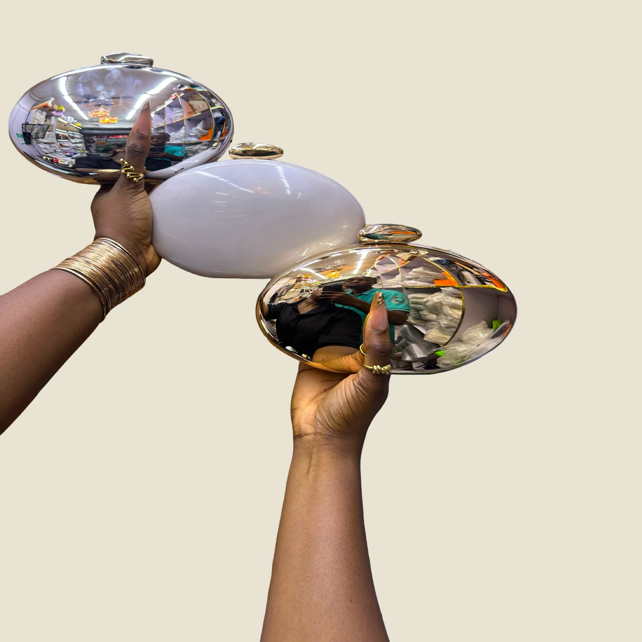 Nova clutch purse