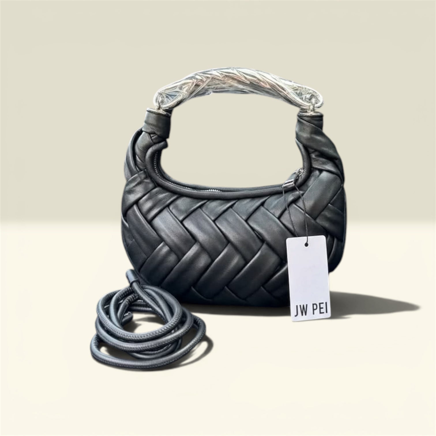 The woven Muse Bag